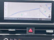 Kia EV6 Light Edition 63 kWh | VOORRAAD VOORDEEL NU €42.950,- | Direct leverbaar | Stoel+Stuur verwarming | Climate control | Navigatie | Parkeer camera achter | Parkeer sensoren voor en achter