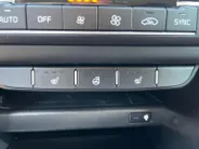 Kia Ceed Sportswagon 1.0 T-GDi DynamicPlusLine | Apple Carplay / Android Auto | Navigatiesysteem | Stoel + Stuurverwarming | Licht + Regensensor | Parkeersensoren Voor + Achter | Camera Achter | Elektrisch Bedienbare Achterklep | Cruise Control | Rijstrooksensor + Correctie