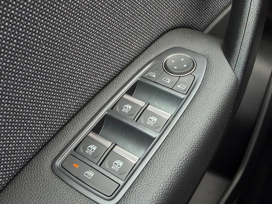 Renault Symbioz 1.8 E-Tech full hybrid 160 techno | Nu leverbaar met €2.500,- EXTRA Zeeuw & Zeeuw voorraadkorting en 5 jaar GRATIS garantie tot 160.000km! | Financier tegen 2,9% rente