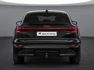 Audi Q6 e-tron Sportback S edition 83 kWh 252 PK · Trekhak elek. wegklapbaar · Optiekpakket zwart · S-line zwart leder-kunstlederen bekleding