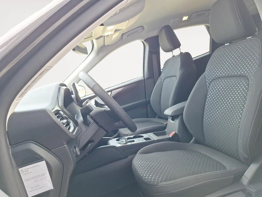 Ford Kuga 2.5 PHEV Titanium | Winterpack | Climate Control | Camera | Apple Carplay&Android Auto | Parkeersensoren | Navigatie | 17' Lichtmetaal |