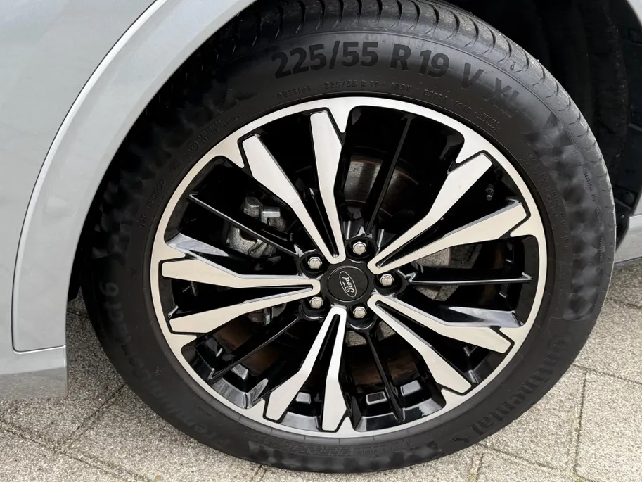 Ford Kuga 2.5 PHEV ST-Line X