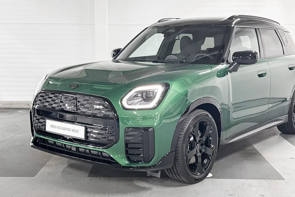 MINI Countryman Electric E John Cooper Works