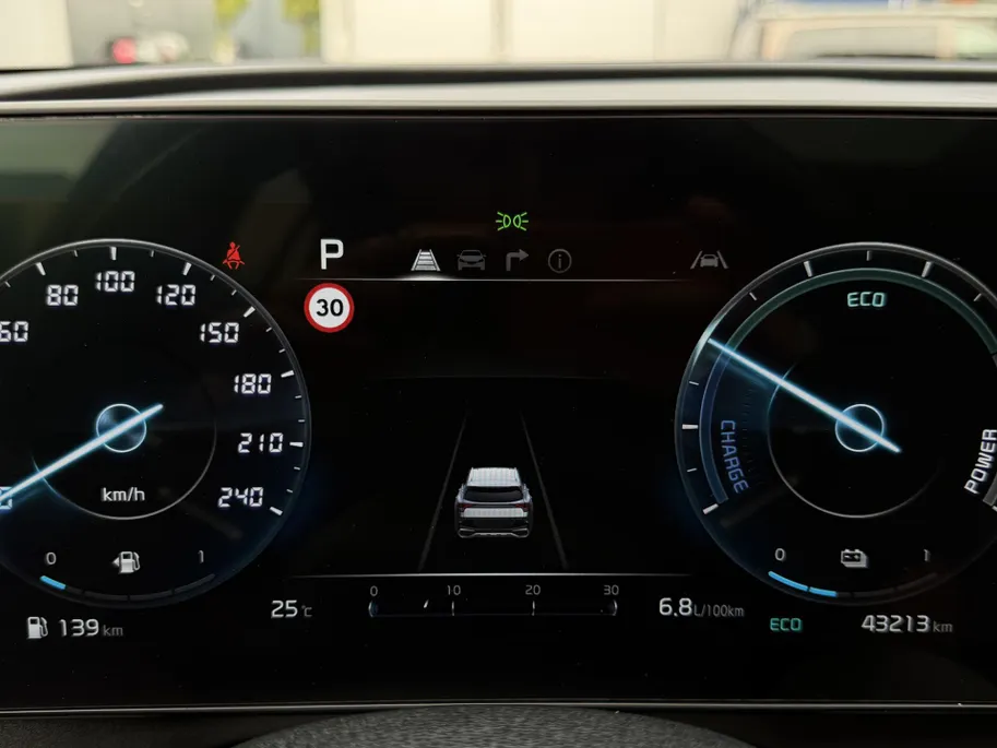 Kia Sportage 1.6 T-GDi Hybrid GT-PlusLine | Apple Carplay/ Android Auto | Navigatiesysteem | Licht + Regensensor | Stoelverwarming + Stoelkoeling | Stuurverwarming | Elektrisch Verstelbare Voorstoelen | Geheugen op Bestuurdersstoel | Elektrisch Schuif / Kanteldak | El