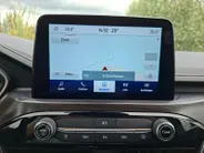 Ford Kuga 2.5 PHEV ST-Line X | Trekhaak | Winterpack | Driver assistancepack | Technologypack | El. Achterklep | Camera v+a | Dodehoekdetectie | Climate control | Leren bekleding | El. verst. bestuurdersstoel | Apple Carplay&Android Auto |