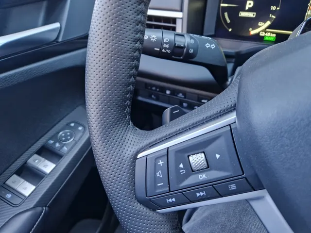 Mitsubishi Outlander 2.4i PHEV First Edition ( meerdere kleuren op voorraad )