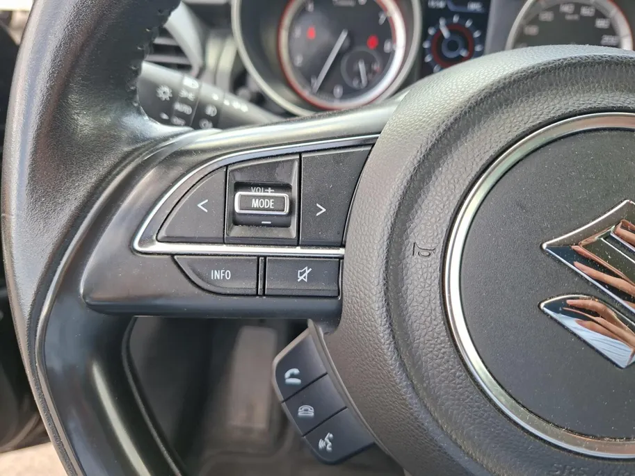 Suzuki Swift 1.0 Stijl Smart Hybrid 112 PK | Dealeronderhouden | Navigatie | Achteruit rij camera | Lichtmetalen velgen
