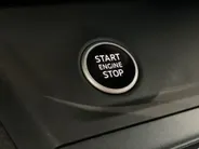 Audi Q3 45 TFSIe S edition · Panoramadak · 360°Camera + Parkeersensoren · Apple/Android Car Play · SONOS · Stoelverwarming · Drive select
