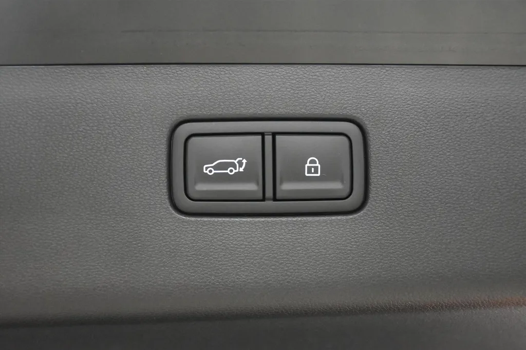 Hyundai IONIQ 9 110,3 kWh 308pk AWD Connect+ I Voorraadvoordeel!