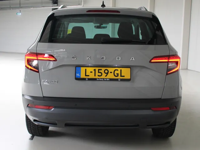 Škoda Karoq 1.0 TSI Business Edition Navigatie | climate Control | Stoelverwarming |