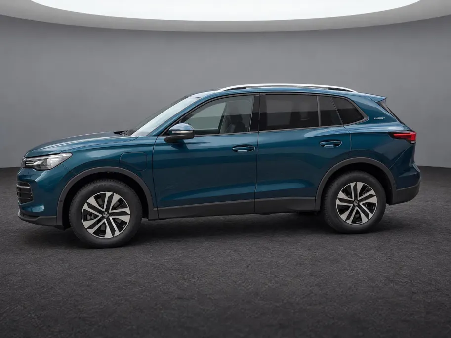 Volkswagen Tiguan 1.5 eHybrid 204pk DSG Life · 360 Camera · Wegklapbare Trekhaak · Dodehoek Detectie · Stoel-& Stuurverwarming · 17'' Inch · Garantie t/m 14-12-2030 of 100.000km