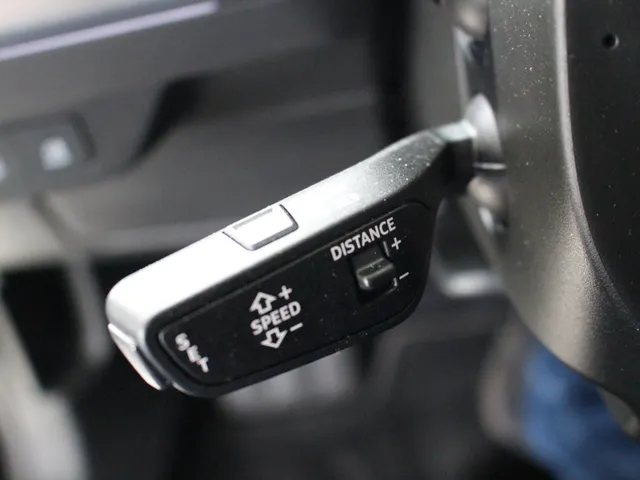 Audi Q4 e-tron 40 Advanced edition 77 kWh Navigatie | Inklapbare spiegels | Stoelverwarming | 98% SoH