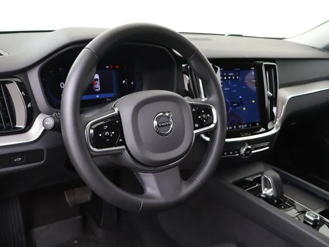 Volvo V60 Cross Country 2.0 B5 AWD Plus Bright | 360° camera | Harman/Kardon