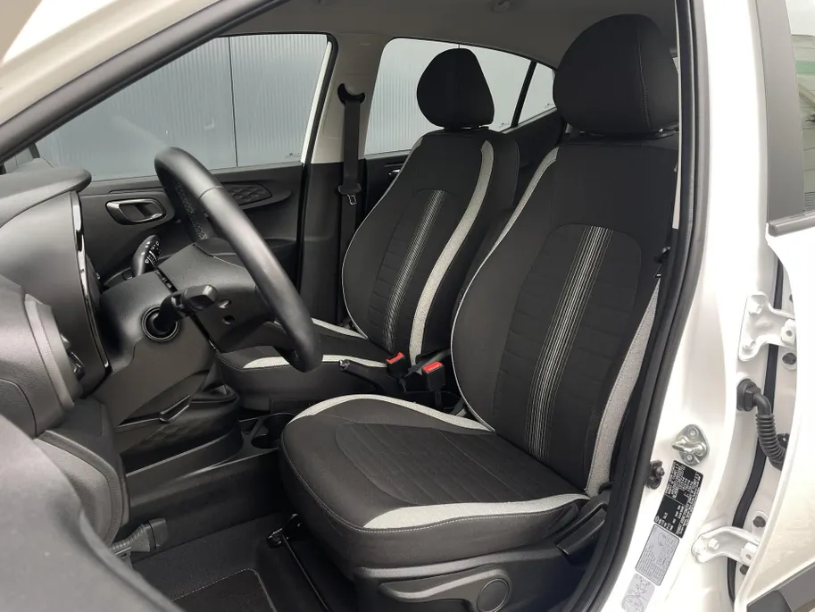Hyundai i10 1.0 Comfort Smart | Camera | Navi | Cruise | Apple Carplay | Android Auto |