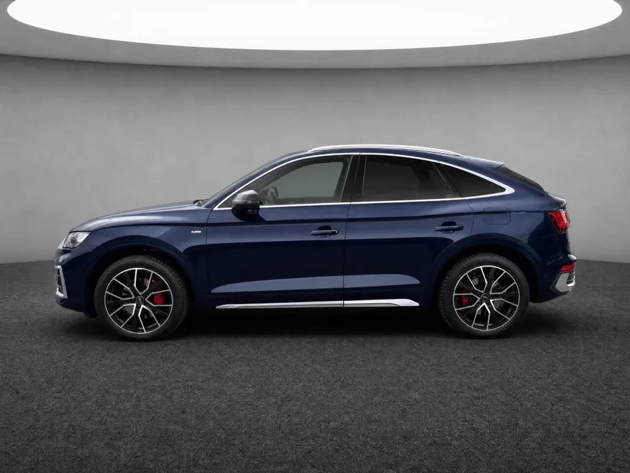 Audi Q5 Sportback 50 TFSI e 299pk S edition Competition · Panoramadak · 360 gr. Camera · Bang & Olufsen · Luchtvering · Apple/Android Car Play · Stoel+achterbank verwarmd · 20'' velgen · Garantie t/m 07-02-2028 of 100.000km