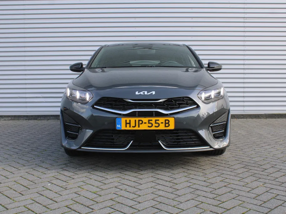 Kia ProCeed 1.5 T-GDi GT-Line | Stuur-/stoelverwarming | Dodehoek detectie | LED | Elek. achterklep | Telefoonlader | Navi | Camera | 17' LM |
