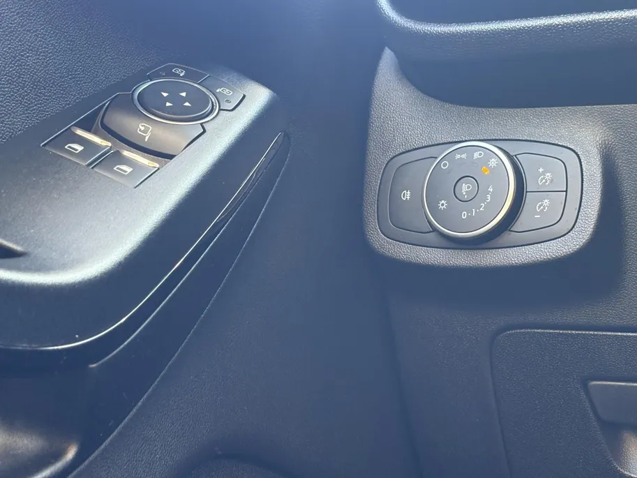 Ford Fiesta 1.1 Trend | Cruise Control | Navi | Park Pilot