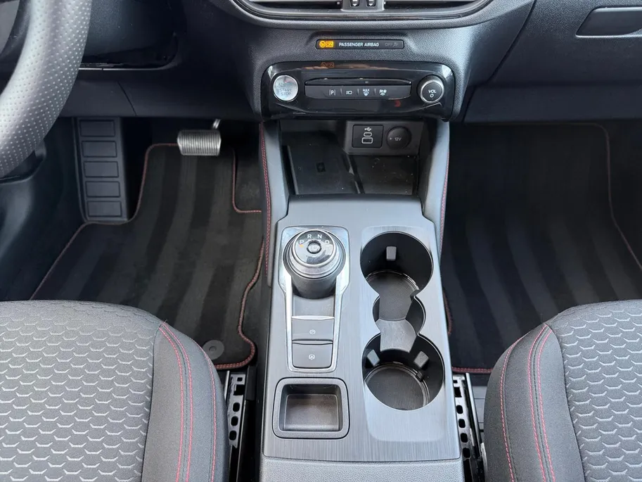 Ford Kuga 2.5 PHEV ST-Line | NL auto | Automaat | Winter pack | Adapt. Cruise control | BLIS | 360 graden camera | Draadloos opladen mobiel | Fabrieksgarantie tot 01-2028 |