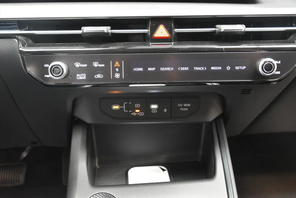 Kia Niro 1.6 GDi Hybrid 138pk DCT6 DynamicLine Direct leverbaar!