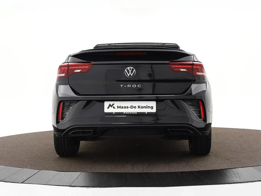 Volkswagen T-Roc Cabrio 1.5 TSI 150pk DSG R-Line · Camera · Apple/Android Car Play · Stoel-& Stuurverwarming · P-Sensoren · 18'' Inch ·