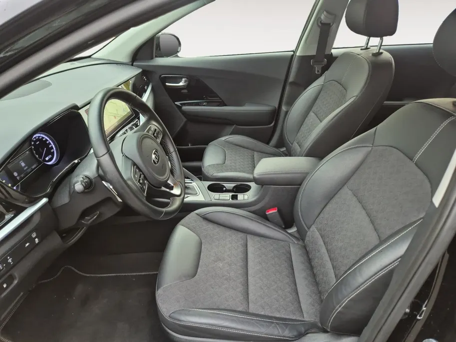 Kia Niro 1.6 GDi Hybrid DynamicLine | Airco | Navi | Camera | Cruise Control | Trekhaak |