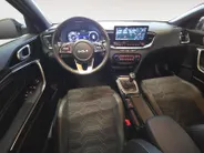 Kia Ceed Sportswagon 1.0 T-GDi Design Edition | JBL | Carplay | Camera | Navigatie | Stoelverwarming | Doedehoek Detectie |Fabrieksgarantie  t/m  1-7-2032 + 3x 1 jaar*| NAP