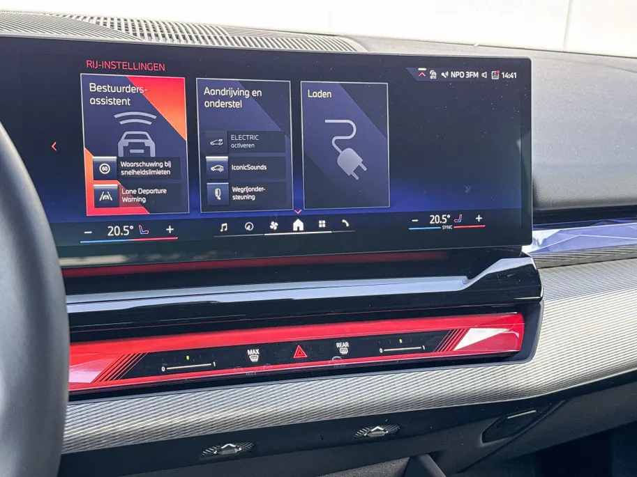 BMW 5 Serie Touring 550e xDrive