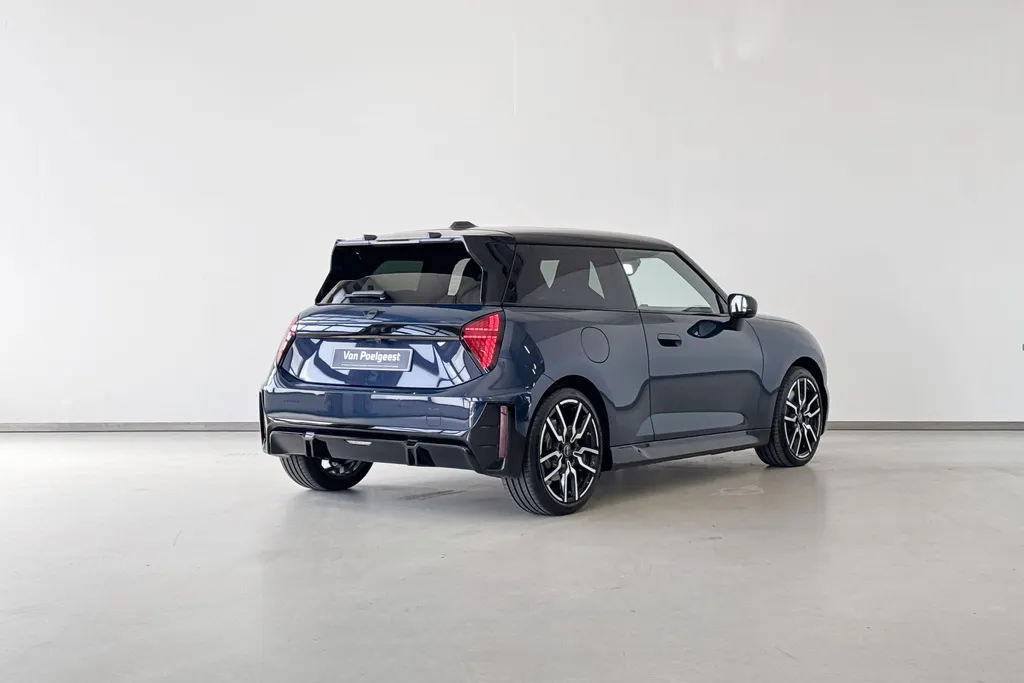 MINI Cooper 3-deurs Electric E John Cooper Works M 40.7 kWh