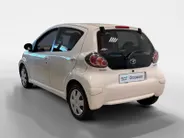 Toyota Aygo 1.0 AUTOMAAT | COMFORT NAVIGATOR | AIRCO | NL-AUTO |
