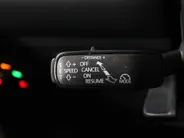 SEAT Arona 1.0 TSI FR Business Intense / 18'' LMV / FULL LED / CAMERA / KEYLESS /