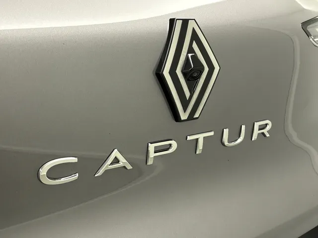 Renault Captur E-Tech full hybrid 145PK techno | CAMERA | NAVI | CARPLAY