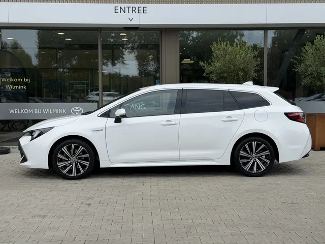 Toyota Corolla Touring Sports 2.0 Hybrid Dynamic | Parkeersensoren V+A
