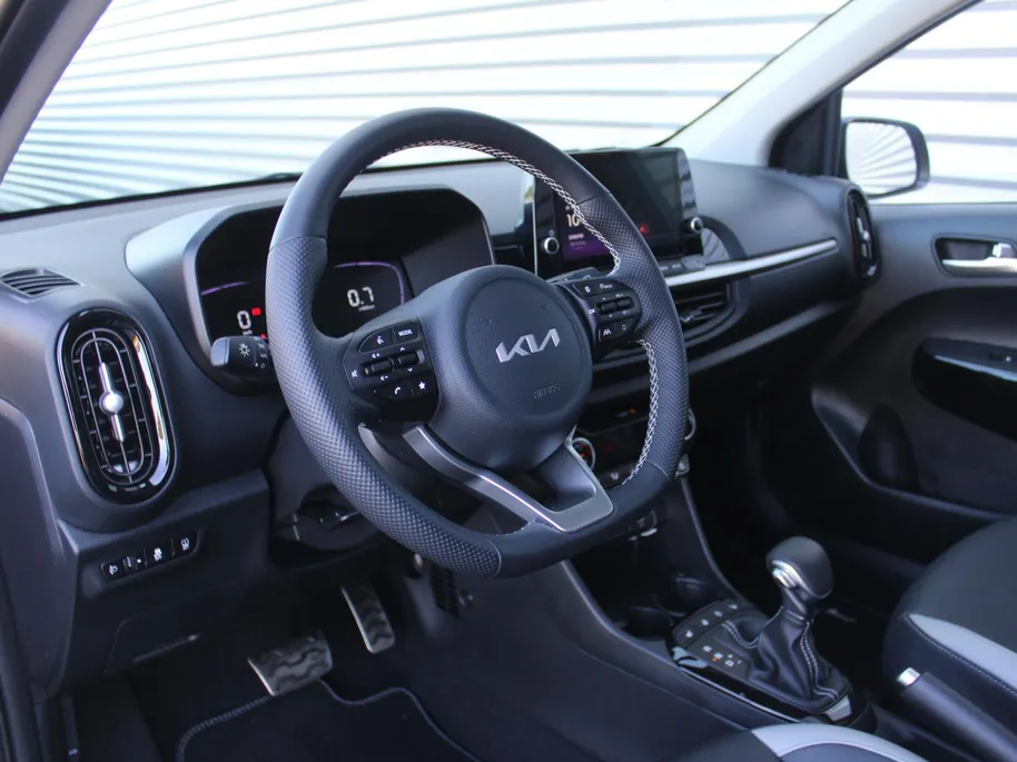 Kia Picanto 1.0 DPI GT-Line | Stuur-/stoelverwarming | Schuifdak | Camera | Dodehoek detectie | Telefoonlader | Clima | Navi | 16' LM | LED | Cruise |