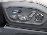 Kia EV9 GT-Line AWD 99.8 kWh | 7-zits | Stuur-/stoelverwarming + ventilatie v+a | 360 Camera | Schuifdak | Elek. stoelverstelling +  achterklep | HUD | Leer | 21' LM |