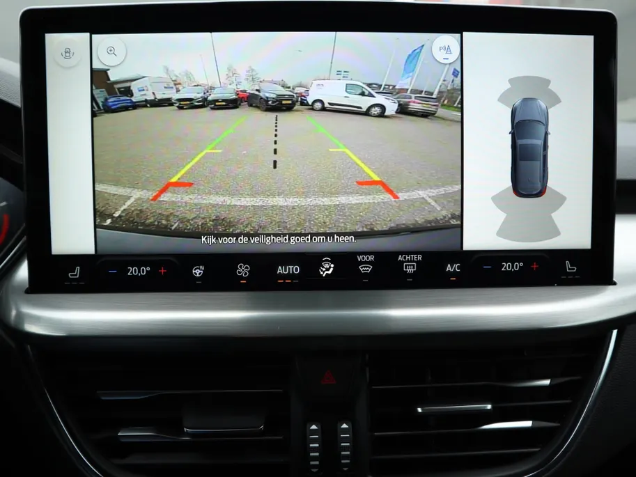 Ford Focus Wagon 1.0 EcoBoost Hybrid Titanium X | NL Auto | Winterpack | Climate Control | Camera | Pakeersensoren | Navigatie | DAB+ | B&O Audio | AGR-Bestuurdersstoel | Draadloze Apple Carplay&Android Auto |