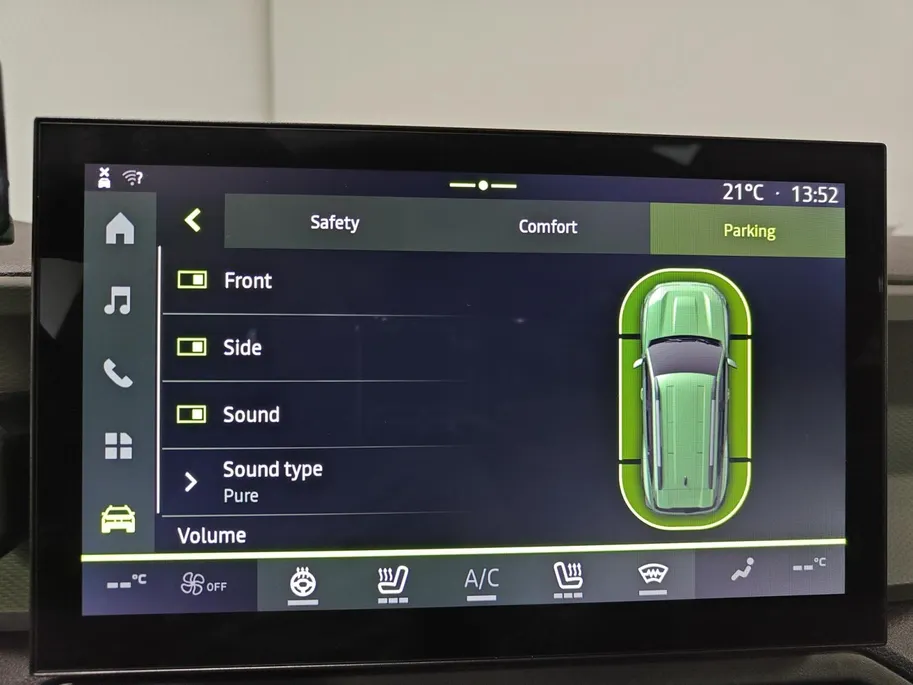 Dacia Bigster 1.8 Hybrid 155 Extreme AUTOMAAT NAVI AIRCO CAMERA CRUISE CONTROLE STOELVERWARMING SCHUIFKANTELDAK APPLE CARPLAY ANDROID AUTO DEALER ONDERHOUDEN ZEER MOOIE AUTO