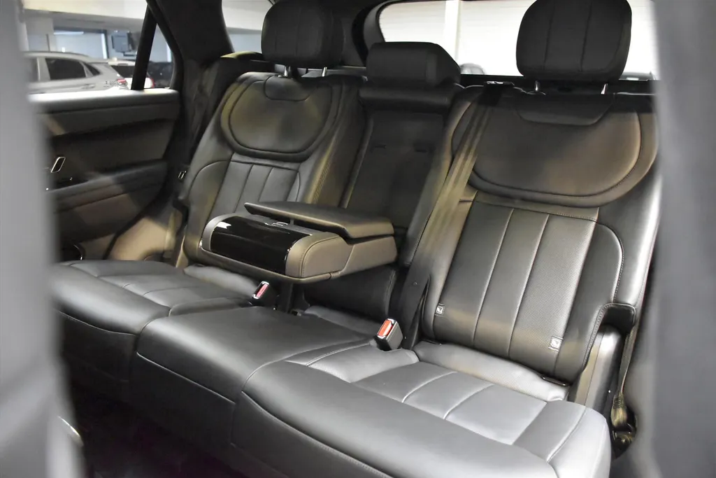 Land Rover Range Rover Sport P510e Autobiography |BTW |Massage |Schuifdak |Softclose |Fabr.Garantie 10-2028