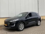 Ford Kuga 2.5 PHEV 225 pk Titanium Winter Pack - Draadloos opladen telefoon Origineel NL auto met weinig km.