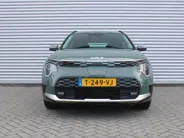 Kia Niro EV DynamicLine 64.8 kWh | Trekhaak | Camera | Clima | Cruise adapt. | Navi | 17' LM | Keyless | Apple Carplay/Android Auto |