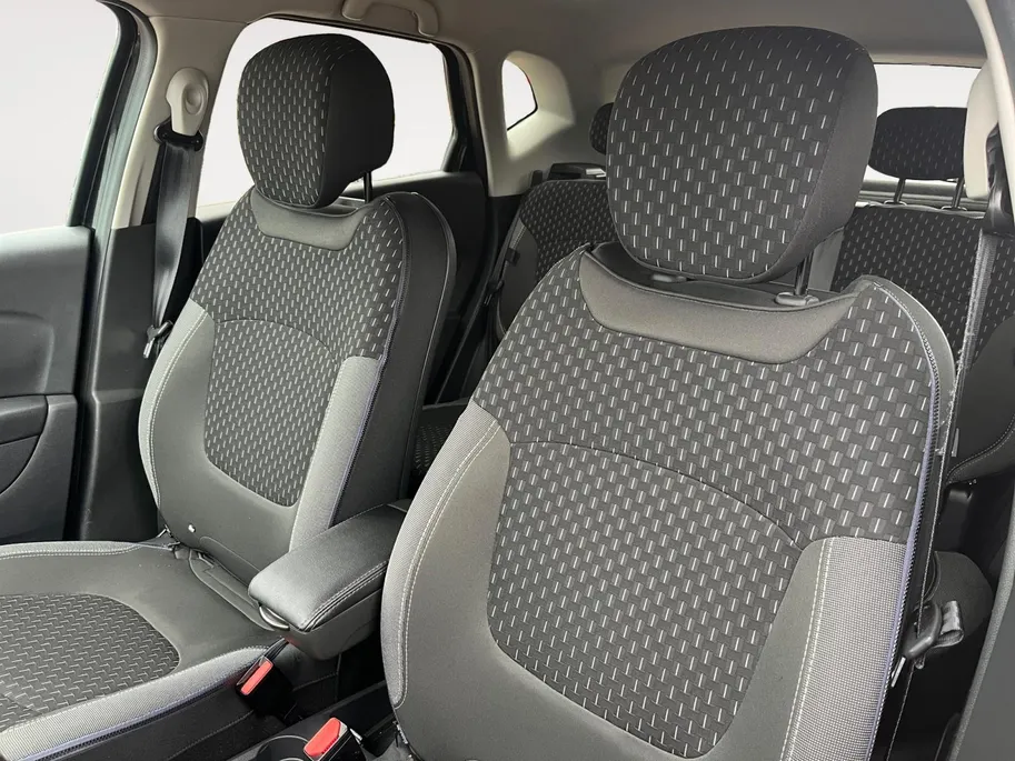 Renault Captur 1.3 TCe Intens *Automaat*Navi+Camera*Climate Control*Keyless Entry*Parkeersensoren*Zeer nette auto!