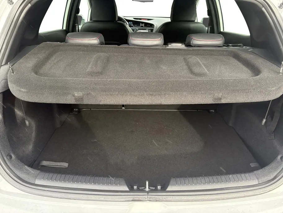 Kia cee'd 1.6 GT | 204PK! | Stoelverwarming | Cruise control | Clima