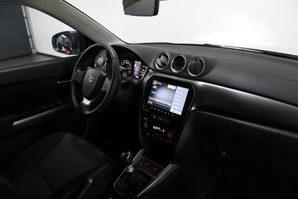 Suzuki Vitara 1.4 Boosterjet Smart Hybrid Select / Camera / Led verlichting / Navigatie / Adaptive cruise control /