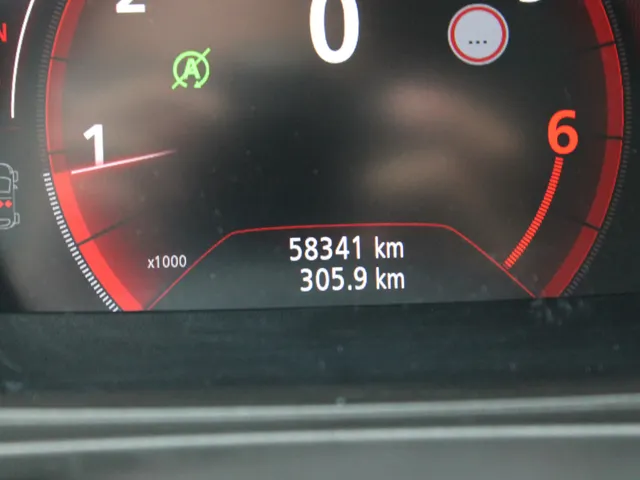 Renault Kadjar 1.3 TCe 160 PK Intens | Automaat | Stoelverwarming voor | Camera achter | uitschuifbare voorstoelen |