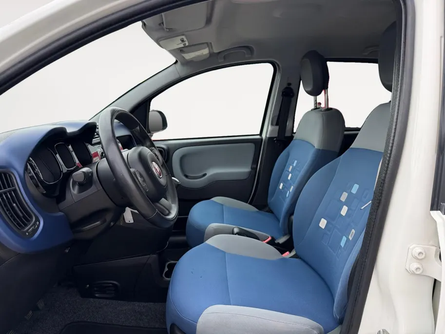Fiat Panda 0.9 TwinAir Sempre | Bluetooth | Airco | Trekhaak | Stuurbediening | USB |