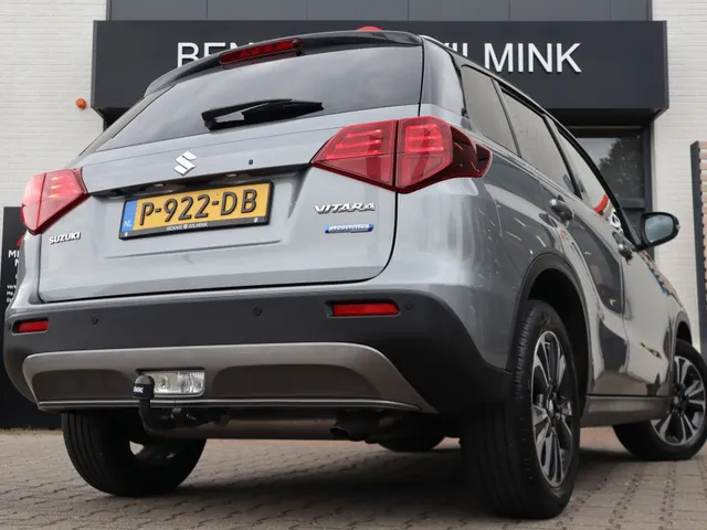 Suzuki Vitara 1.4 BoosterJet Style Hybrid Trekhaak | AdaptiveCruise | Carplay