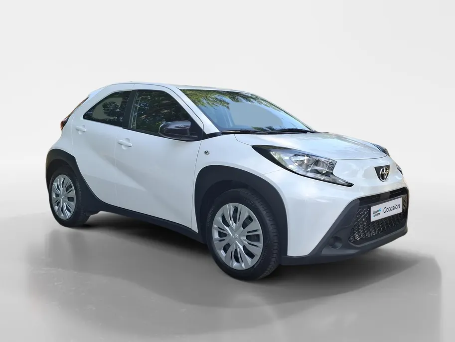 Toyota Aygo X 1.0 VVT-i MT Play | AIRCO | CAMERA | APPLE/ADROID AUTO |