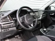 Kia e-Niro DynamicPlusLine 64 kWh | Warmtepomp | Schuif/kantel dak | 17' LM | Airco | Cruise | Navi | Camera |