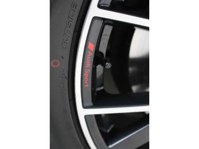 Audi Q5 Sportback 55 TFSI e Quattro S-Line Edition Competition | Leder | Panoramadak | B&O | Elec.stoelen | 20 inch