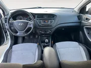 Hyundai i20 1.0 T-GDI i-Motion INCL. EXTRA VELGENSET! Nu RIJKLAARPRIJS incl. 12 Maanden garantie! Premiumpakket gratis!