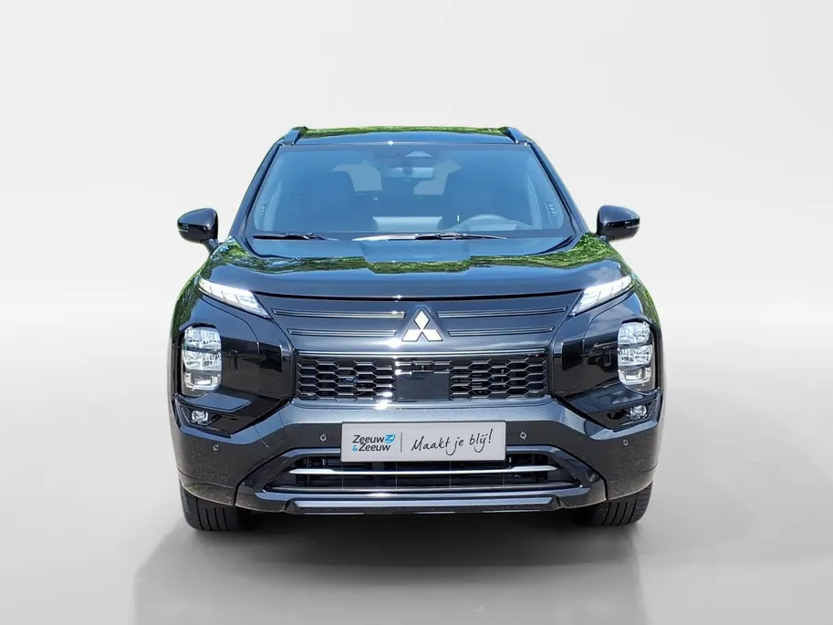 Mitsubishi Outlander 2.4 PHEV Black Edition | Showroom voorraad korting 5.000 euro | Automaat | Navigatie | PDC/Camera | Lederen interieur | 20 inch. | 8jaar Garantie. m26